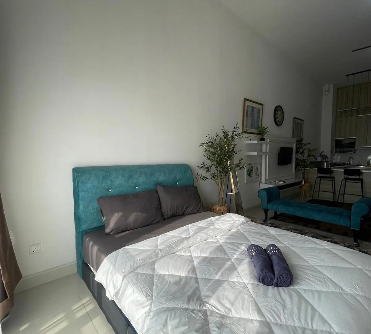 Dahlia Suites Klia Sepang Lägenhet