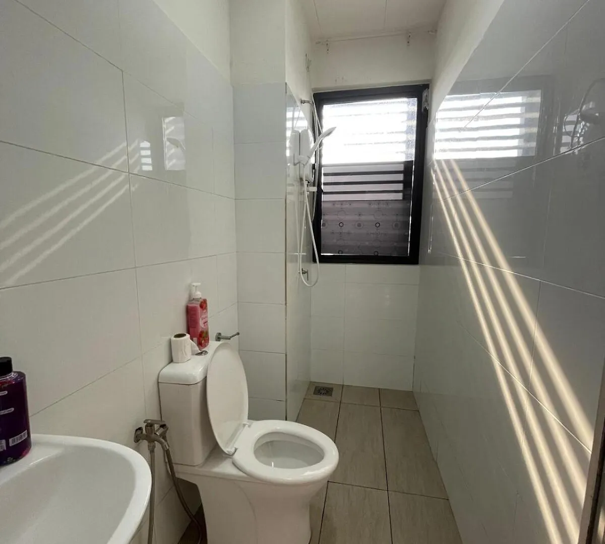 Dahlia Suites Klia Sepang